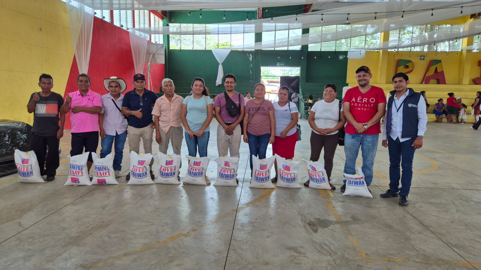 MIDES BENEFICIA A 500 FAMILIAS CON DOTACIÓN DE ARROZ EN PAJAPITA, SAN MARCOS
